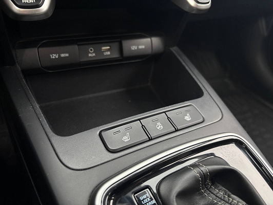 Kia Rio Luxe, 2019 года, пробег 120740 км