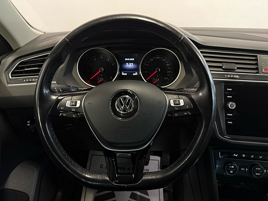 Volkswagen Tiguan Trendline, 2017 года, пробег 45000 км