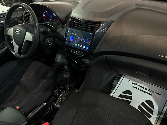 Hyundai Solaris Active, 2015 года, пробег 190466 км