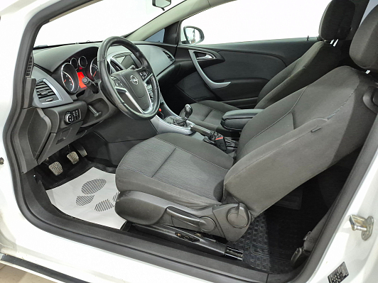 Opel Astra Sport, 2013 года, пробег 151934 км