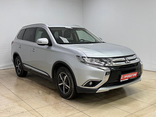 Mitsubishi Outlander Instyle, 2018 года, пробег 239865 км