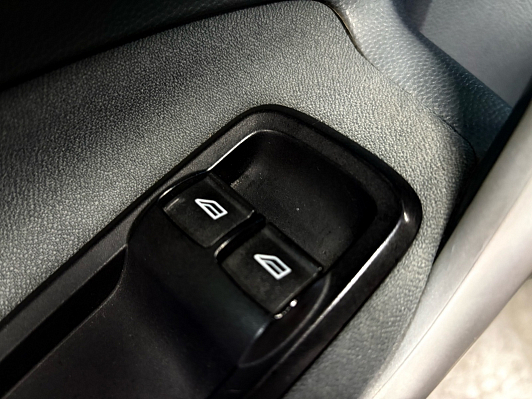 Ford Fiesta Ghia, 2009 года, пробег 146095 км