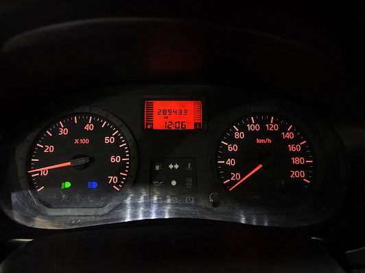 Renault Logan, 2006 года, пробег 289428 км