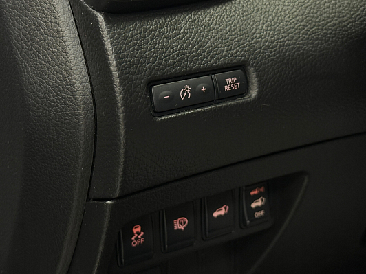 Nissan X-Trail SE, 2015 года, пробег 150119 км