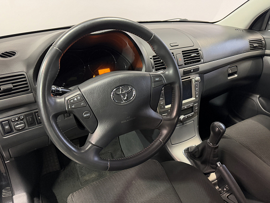 Toyota Avensis Сол, 2008 года, пробег 323000 км