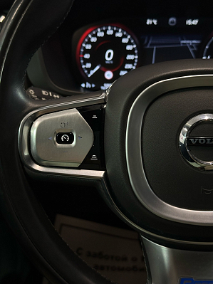 Volvo XC60 Inscription, 2018 года, пробег 52500 км