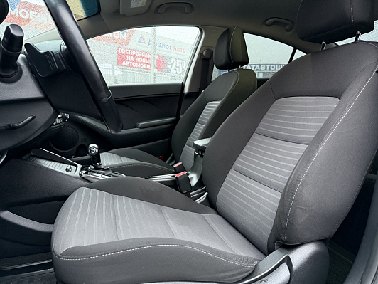 Kia Cerato Premium, 2019 года, пробег 124000 км