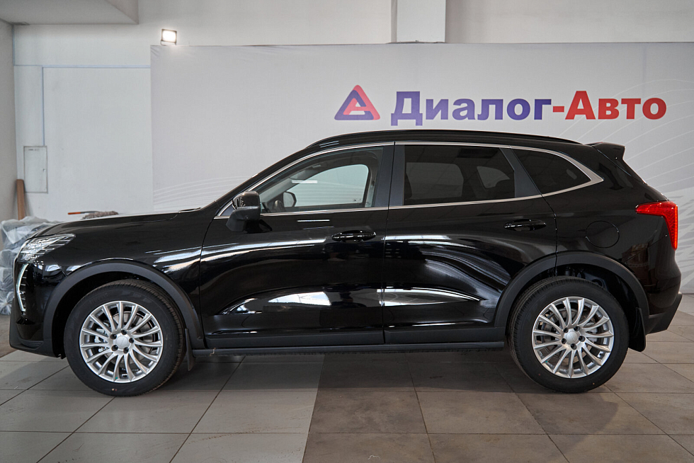Haval Jolion Премиум, черный
