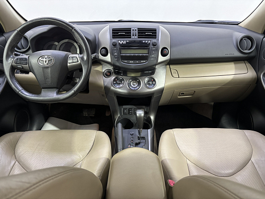 Toyota RAV4, 2012 года, пробег 124231 км