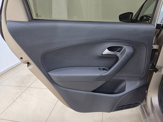 Volkswagen Polo Drive, 2018 года, пробег 119500 км