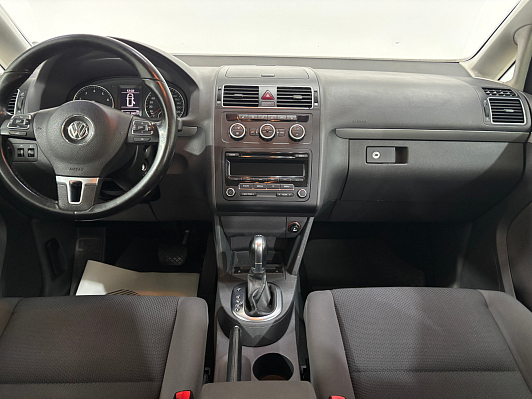 Volkswagen Touran Highline, 2014 года, пробег 187302 км
