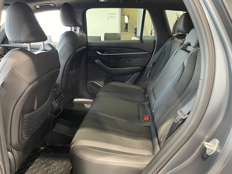 Geely Monjaro Exclusive, серый