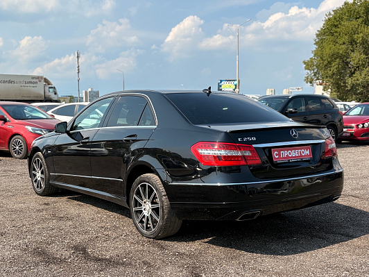 Mercedes-Benz E-Класс, 2010 года, пробег 251538 км