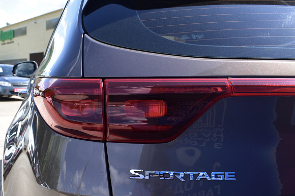 Kia Sportage Luxe, 2018 года, пробег 98000 км