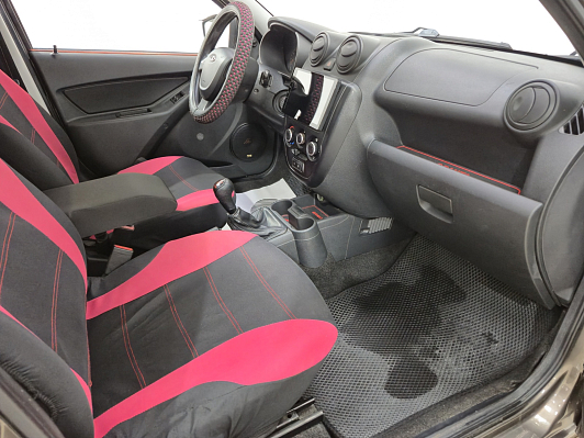 Lada (ВАЗ) Granta, 2015 года, пробег 101749 км