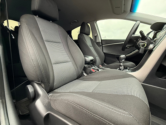 Hyundai i30 Classic, 2013 года, пробег 238364 км
