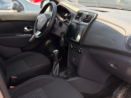 Renault Sandero Privilege, 2017 года, пробег 96215 км