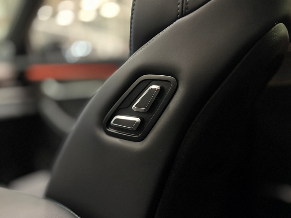 Geely Monjaro Flagship SE, зеленый