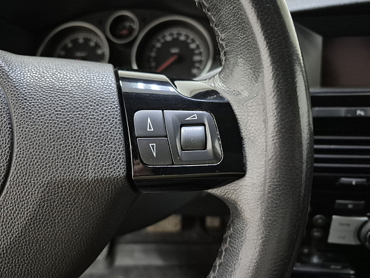 Opel Astra, 2011 года, пробег 234883 км