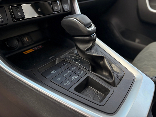 Toyota RAV4 Adventure Plus, 2024 года, пробег 45 км
