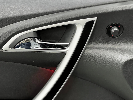 Opel Astra Sport, 2013 года, пробег 93213 км