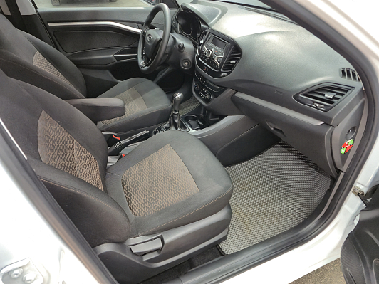 Lada (ВАЗ) Vesta Comfort Image (2018-2019), 2017 года, пробег 189610 км