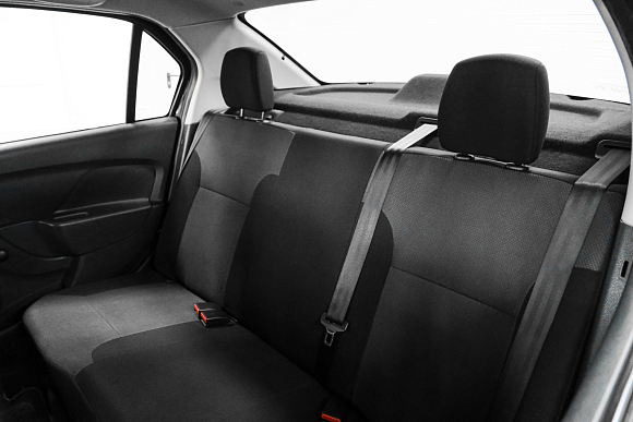 Renault Logan Confort, 2016 года, пробег 105000 км