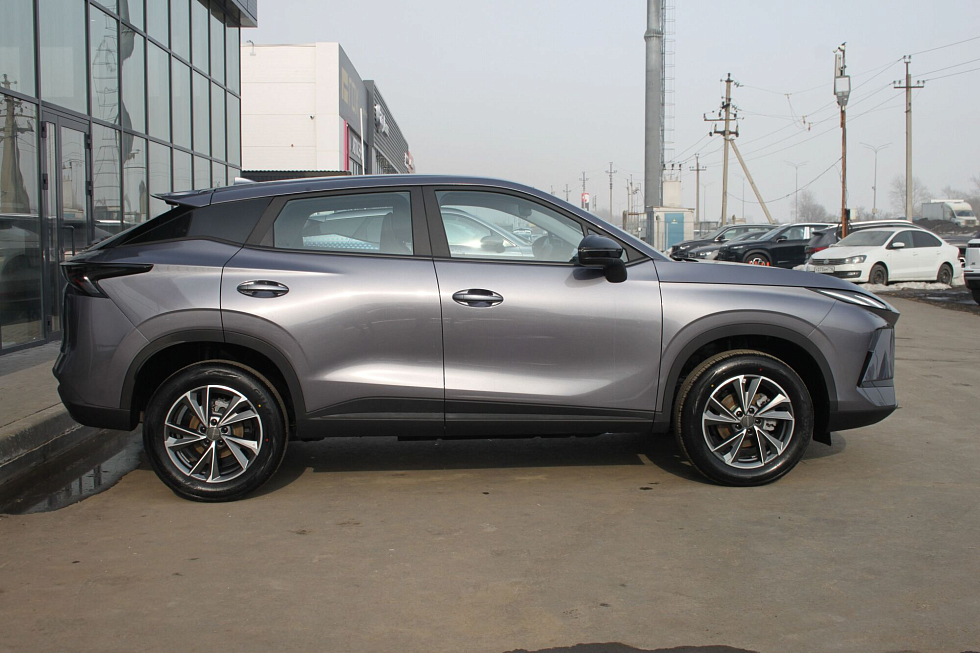 Omoda C5 , серый