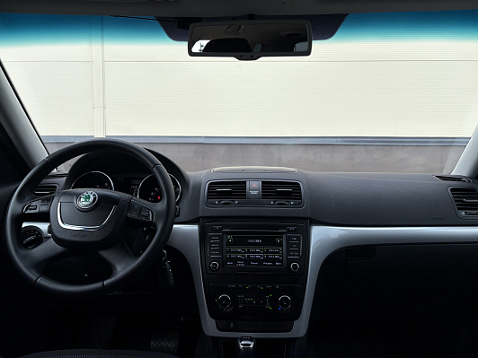 Skoda Yeti Elegance, 2013 года, пробег 206140 км
