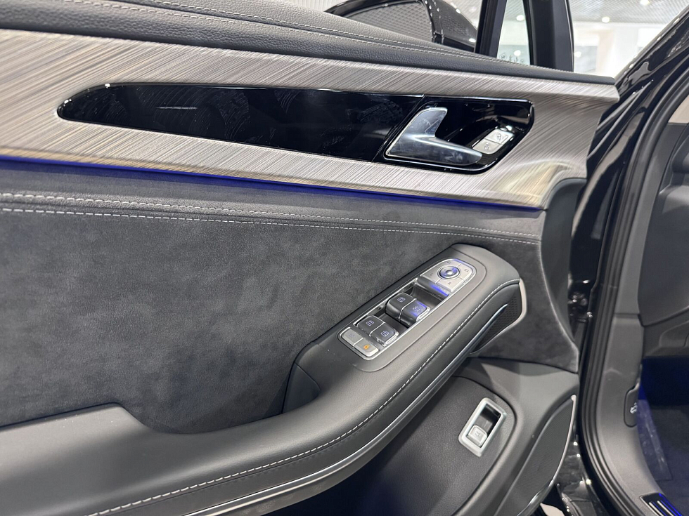 Hongqi H9 Deluxe Business, черный