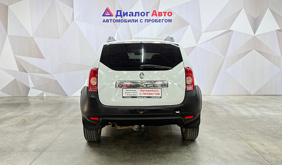 Renault Duster LE Adventure, 2014 года, пробег 272782 км