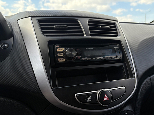 Hyundai Solaris Active, 2015 года, пробег 152708 км