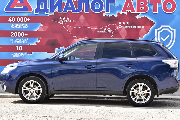 Mitsubishi Outlander Instyle, 2013 года, пробег 194000 км