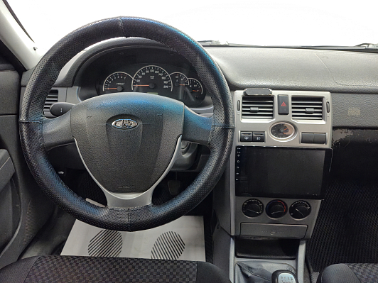 Lada (ВАЗ) Priora Норма, 2012 года, пробег 212661 км