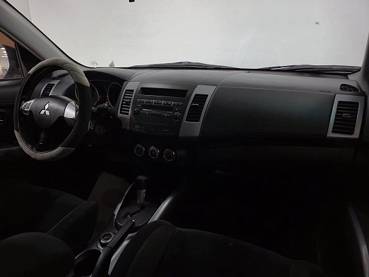 Mitsubishi Outlander Intense, 2010 года, пробег 346656 км