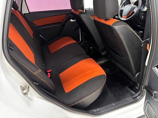 Lada (ВАЗ) Kalina Luxe Navi Glonass 21947-52-21V, 2018 года, пробег 129800 км