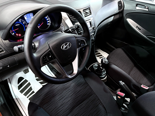 Hyundai Solaris Super Series-IV, 2015 года, пробег 119000 км