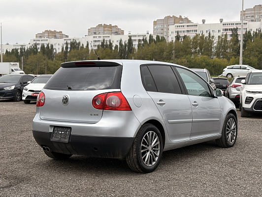 Volkswagen Golf, 2006 года, пробег 129000 км
