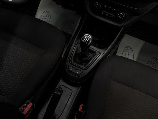 Lada (ВАЗ) Vesta Comfort Multimedia, 2017 года, пробег 168306 км