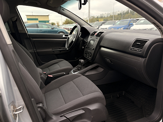 Volkswagen Golf, 2006 года, пробег 129000 км