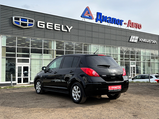 Nissan Tiida, 2008 года, пробег 149000 км