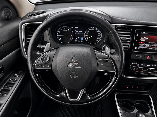 Mitsubishi Outlander Ultimate, 2018 года, пробег 272000 км