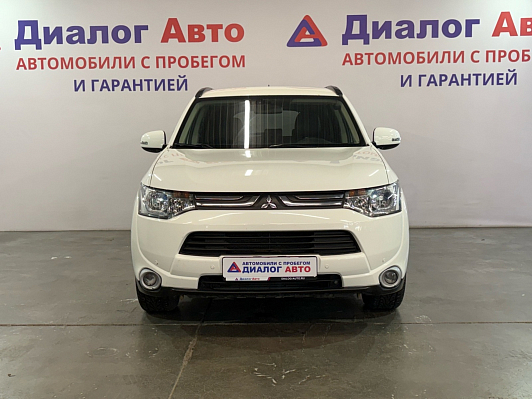 Mitsubishi Outlander Instyle, 2012 года, пробег 138420 км