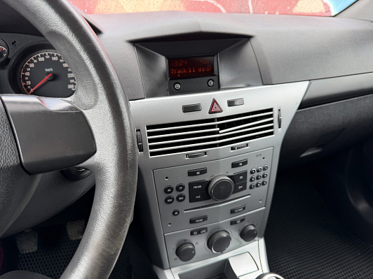 Opel Astra, 2012 года, пробег 234642 км