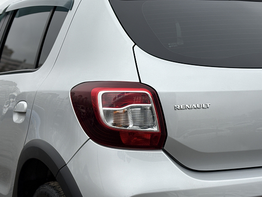 Renault Sandero Stepway Life, 2019 года, пробег 62658 км