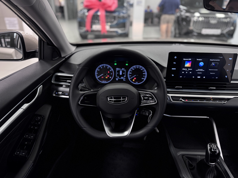 Geely Emgrand Flagship, бежевый