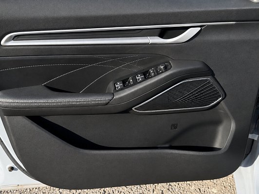Geely Emgrand Luxury, 2023 года, пробег 28570 км