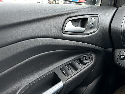 Ford Kuga Titanium, 2019 года, пробег 54000 км