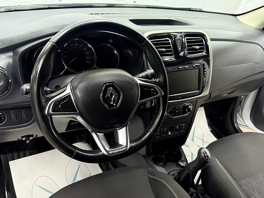 Renault Sandero Stepway Drive, 2020 года, пробег 90921 км