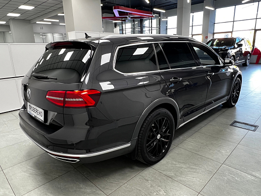 Volkswagen Passat, 2018 года, пробег 278760 км